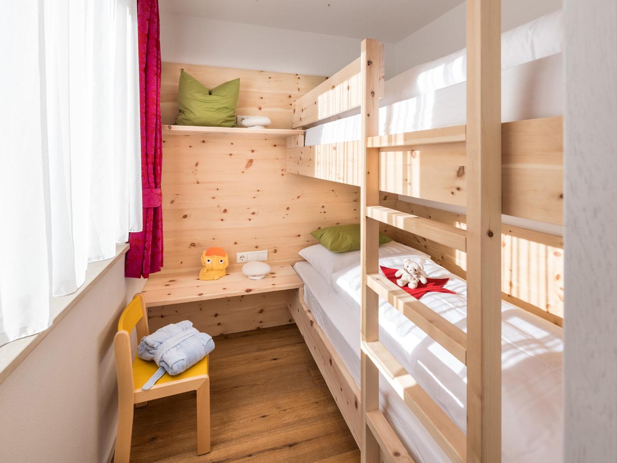 Hotel Fameli Olang Стая снимка