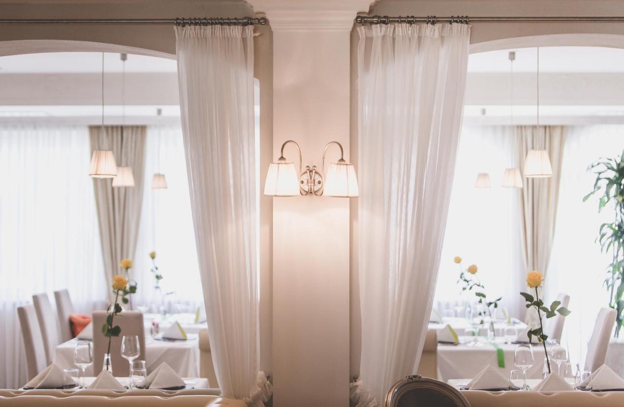 Hotel Fameli Olang Екстериор снимка